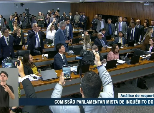 Fraude votação sigilo Lulinha