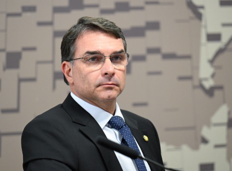 Bolsonaro internado