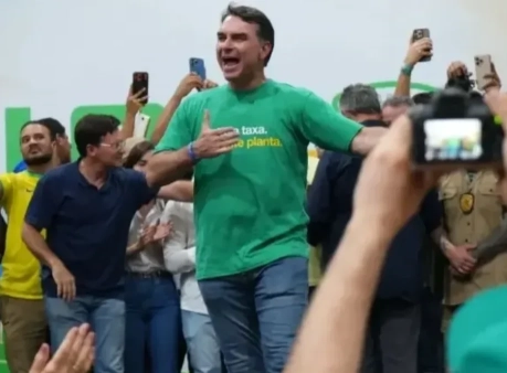discurso de Flávio Bolsonaro