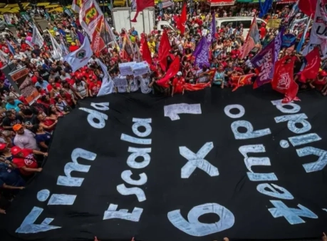 trabalhadores ruas escala 6x1