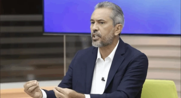 Elmano sabatina Ceará