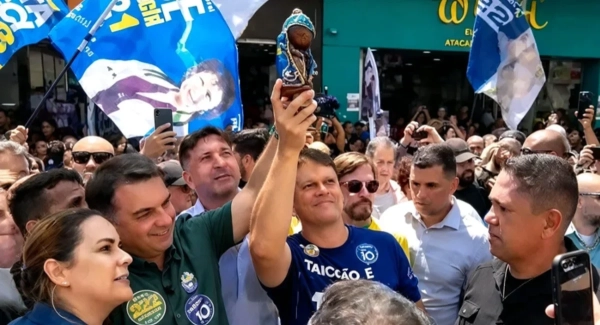 Flávio Bolsonaro Aparecida