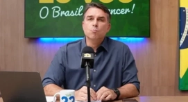 Flávio comemora afastamento